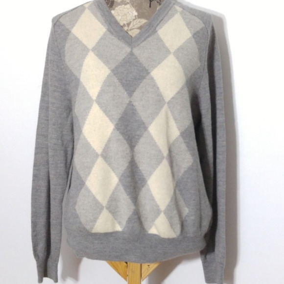 Banana Republic Sweaters - Banana Republic Argyle Sweater L Fine Merino Wool